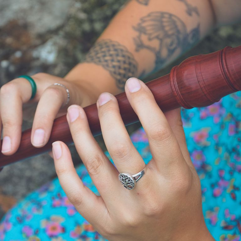 Andrea Griesser Music singt nicht nur, sondern spielt auch verschiedene Holzblasinstrumente, unter anderem Altflöte und Tin-Whistle, Foto Annemarie Mönch